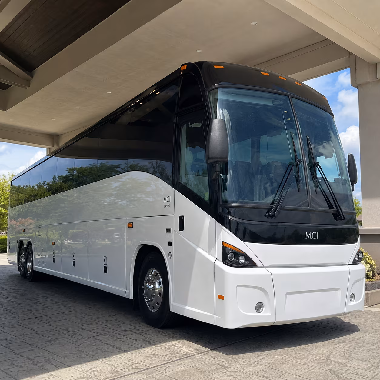 corporate group shuttles between rogers hotels and xna