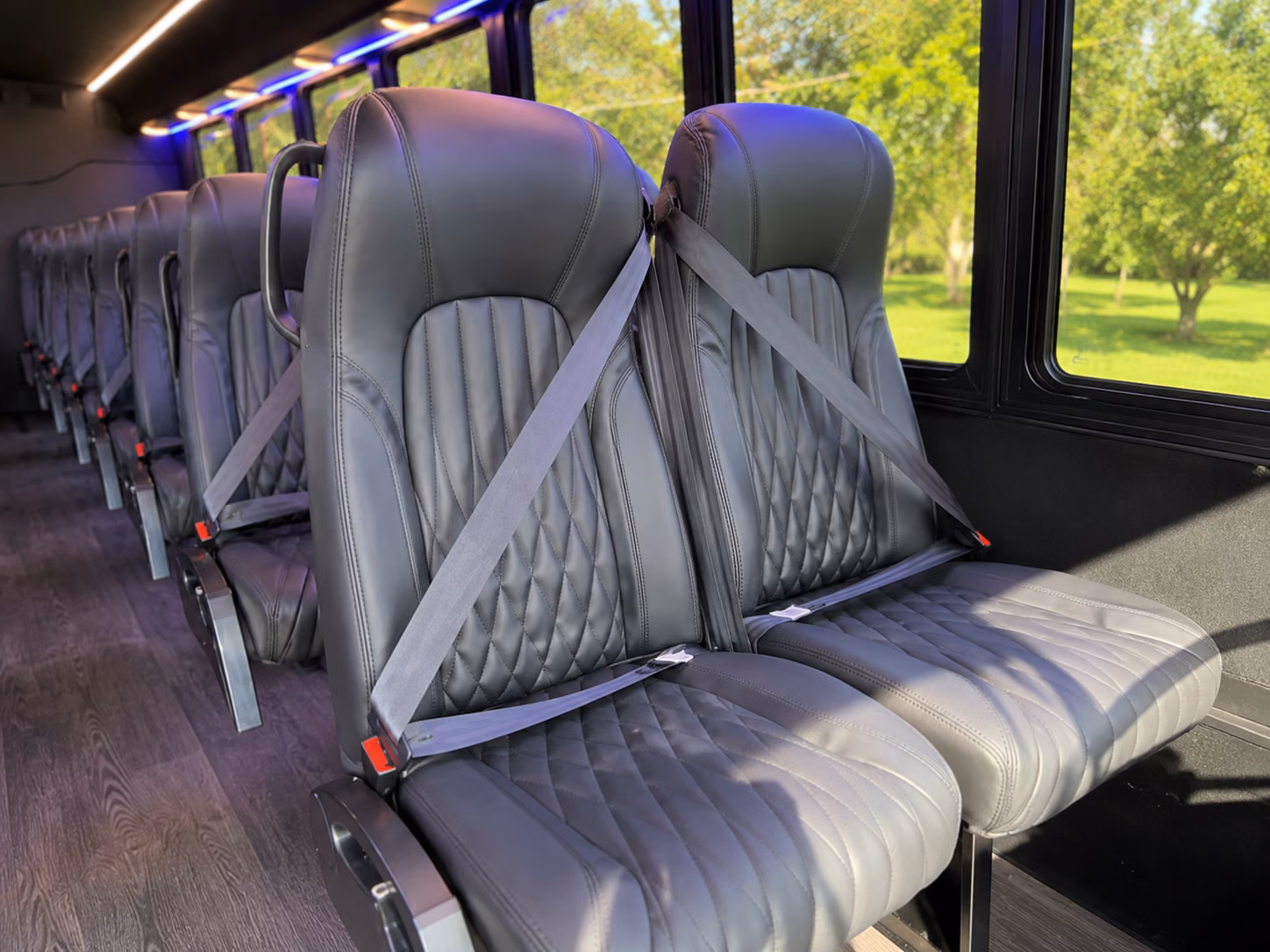 ozark wine region bus tours from rogers through eureka springs and beyond