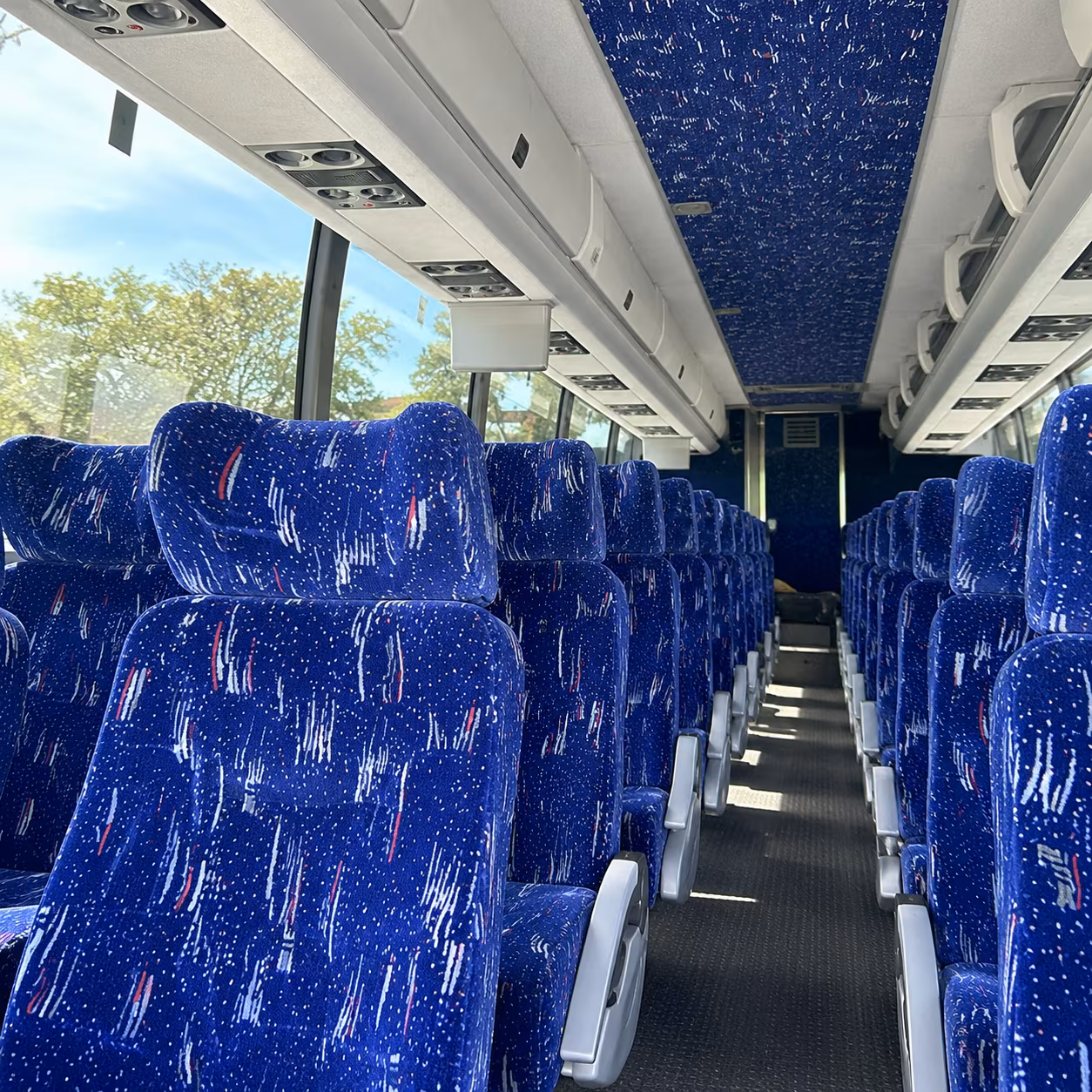 rogers arkansas charter bus rentals for long distance group travel