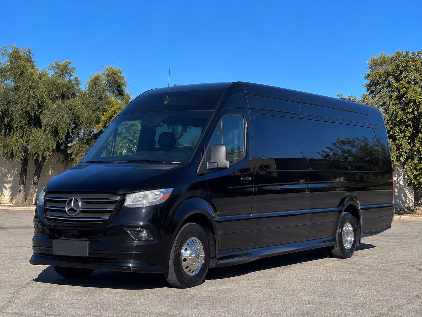 transportation serving rogers and nearby cities